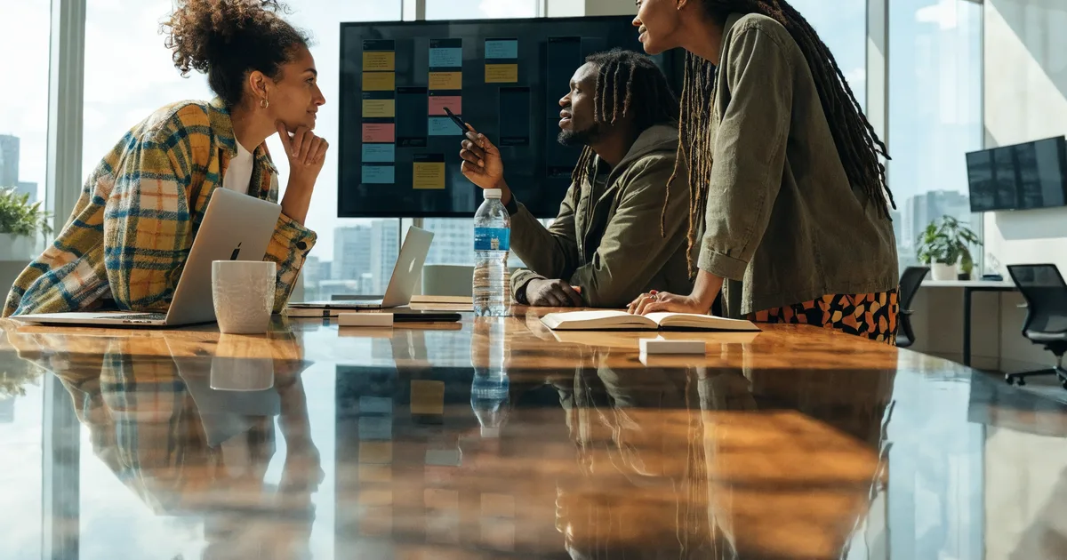 Guía completa del método Kanban y tableros para equipos de oficina en 2026